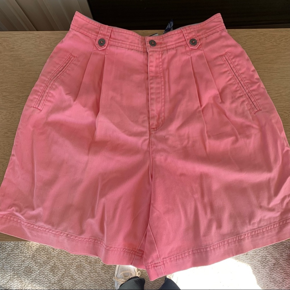 Liz Claiborne bubblegum pink shorts size 10